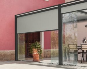 pergola store et porte coulissante