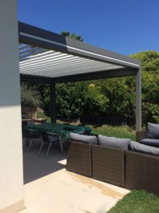 pergola bioclimatique Valais